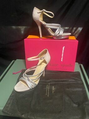 VINTAGE Kate Spade light pink/cream, suede Vanity Sandal Silver platform 7